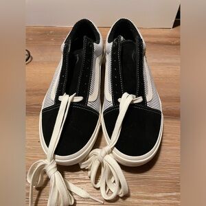 Vans x Federal pro BMX shoes. 9.5 M. NWOT.